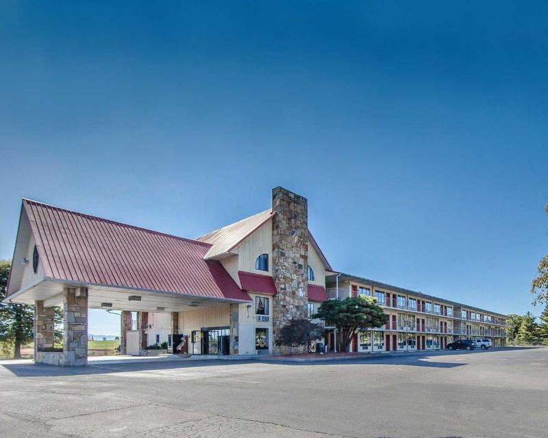 Red Roof Motel Dandridge